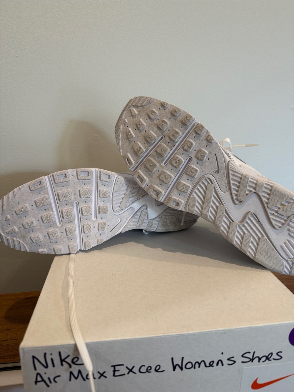 Women’s Nike Air Max Excee White and Grey Athletic Shoes Size 12 - Picture 7 of 7